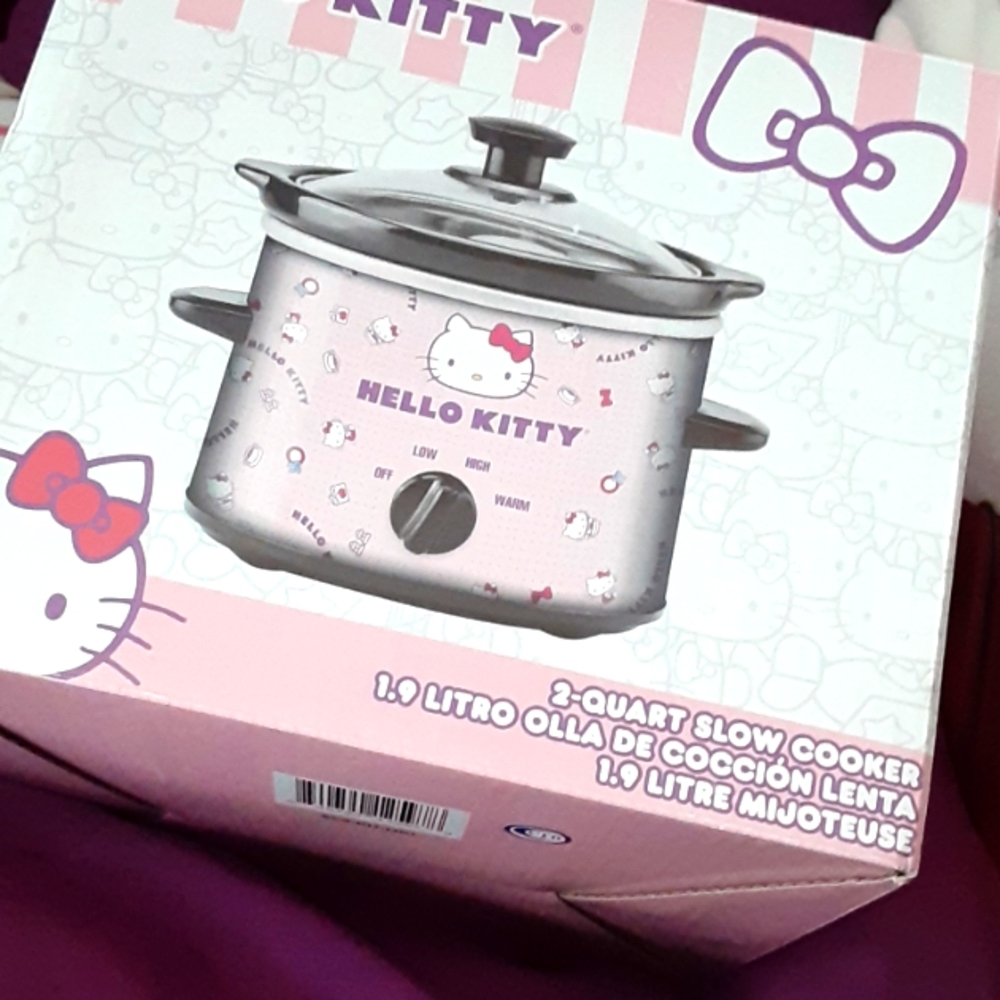 2 qt hello kitty slow cooker